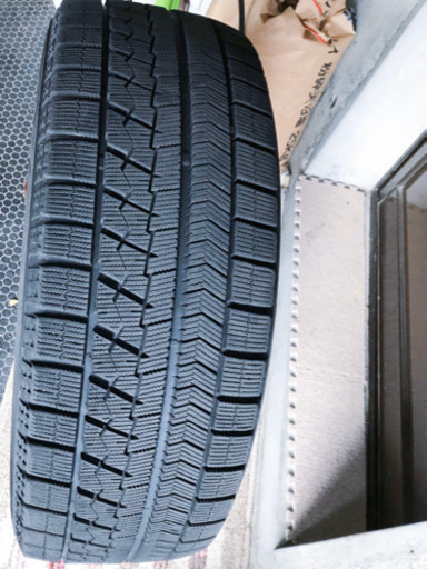 決まりました➡︎ ブリヂストン　スタッドレスタイヤ  ブリザック　VRX  215/55R17 94Q 中古4本 ホンダ純正ホイール付