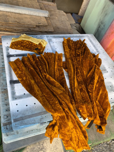 トラック用　チンチラ仮眠カーテン