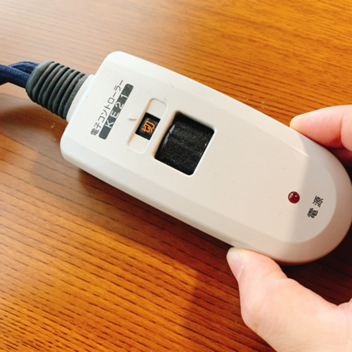 ★値下げ9,800円→7,000円★【定価1.9万程度】（殆ど使ってません）正方形省スペースコタツをコタツ布団とセットでどうぞ(^.^)