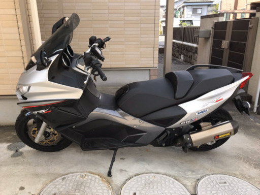 アプリリア　 世界最速　ビッグスクーター　850cc