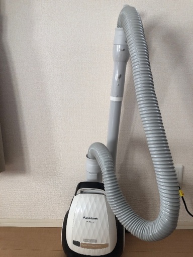 Panasonic 電気掃除機(紙パック式) MC-PKL16AC-W