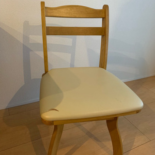 ニトリ ダイニングテーブルセットの画像