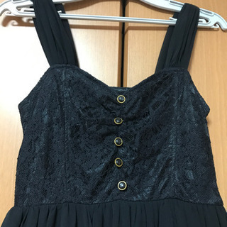 1度のみ着用 CECIL McBEE 黒レース 透けマキシワンピの画像