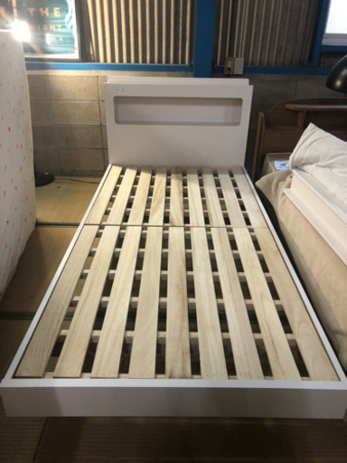 木製 シングルベッド 白