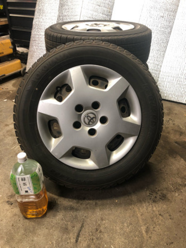 スタッドレス 195/65 R15  バリ溝！