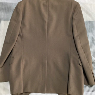 テーラードジャケットの画像