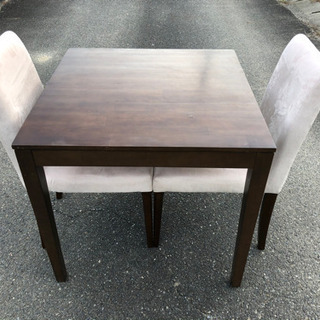 ダイニングテーブル　2人　セットの画像