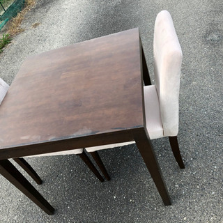 ダイニングテーブル　2人　セットの画像