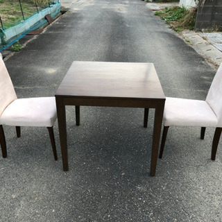 ダイニングテーブル　2人　セットの画像