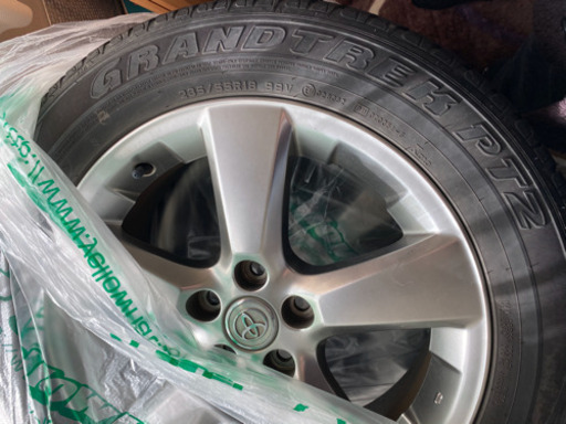 TOYOTAハリアー　純正タイヤ&ホイールセット