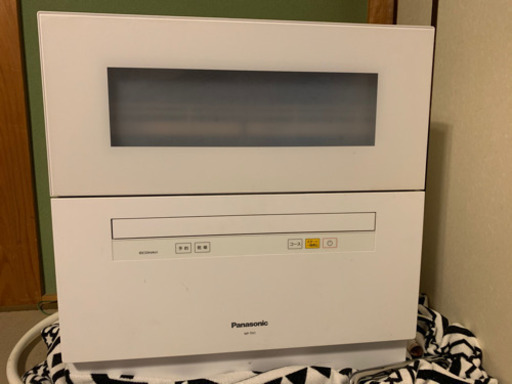 値下げしました！！2017年Panasonic製食器洗い乾燥機　NP-TH1-W
