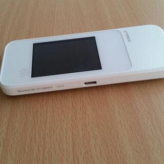 UQ WiMAX2+ SpeedWi-Fi NEXT W04 ポケットWifiの画像
