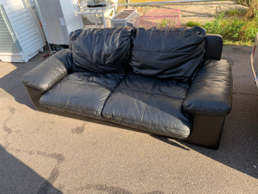 ３人掛けソファ　ブラック