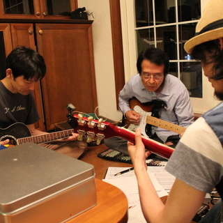 ギター教室🎸本体プレゼント！長堀橋・心斎橋が最寄の少人数制レッスンの画像