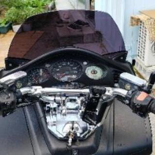 シルバーウィング400の画像