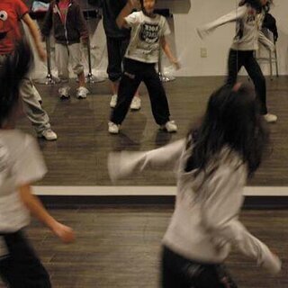 ダンススクール（小学生・中学生対象）レッスン開催！