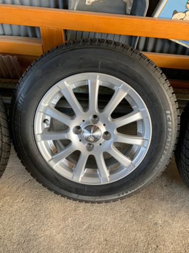ブリジストン　アイスパートナー165/70R14