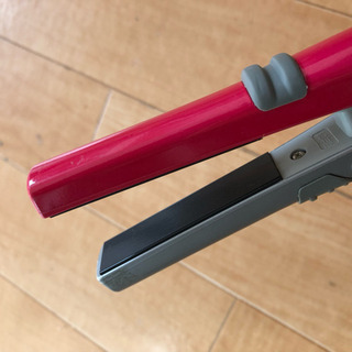 手のひらサイズ ミニアイロン