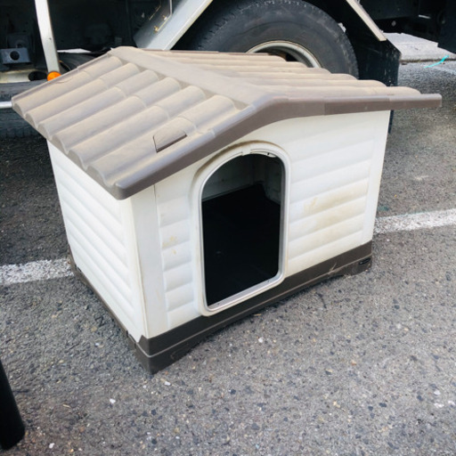 ferplast ワンチャンのお家　犬小屋　プラスチック製