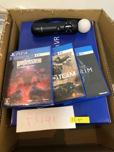 新型PlaystaionVR 箱B+男子セット+モーションコントローラ