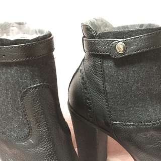 未使用美品☆ドンナピウ・ベルト付きショートブーツの画像