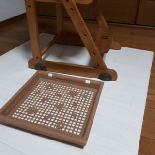 学習机の椅子の画像