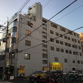 ★貸店舗・事務所★  堺東駅７分　５階部分１９．１３㎡　室内美麗...