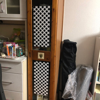 食器棚もらって下さい！