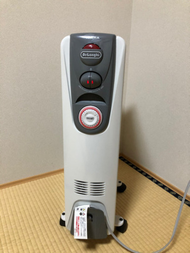 【取引決定】デロンギ　オイルヒーター　HR030812EC