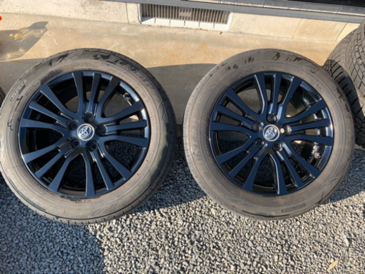 新品215/60R17 スタッドレスタイヤホイールセット