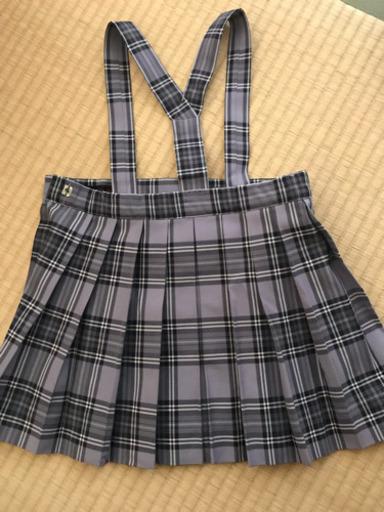 ひばり幼稚園の制服と体操着一式