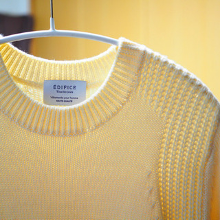 EDIFICE ニット　白の画像