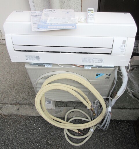 ☆ダイキン DAIKIN AN22UFS-W 冷暖房ルームエアコン◆2017年製・光速ストリーマ搭載・お掃除エアコン