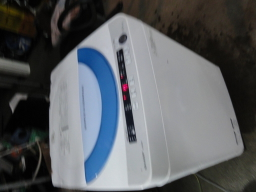 北１００７　シャープ　全自動洗濯機　風乾燥機能付き５．５KG　ES-EG55P