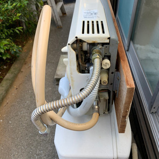 瞬間湯沸かし器の画像
