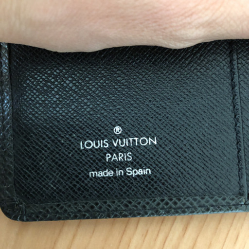 LOUIS VUITTON タイガ手帳カバー