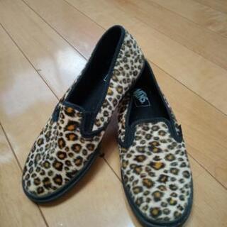 VANSスニーカー値下げしました。