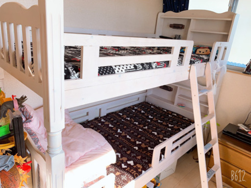 二段ベッド