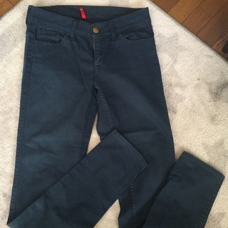 カジュアル アパレル シャツ3点ボトム4点の画像