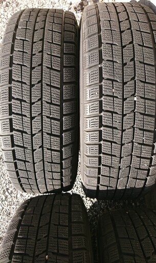 値下げしました！ スタッドレスタイヤ、アルミホイールセット DUNLOP ダンロップ  15インチ  タイヤサイズ 195/65/15