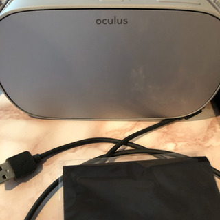 中古Oculus Go 32GB ケース、ケーブル付きの画像