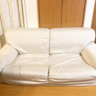 ソファ  自宅まで取りに来てくれる方にお譲りしますの画像