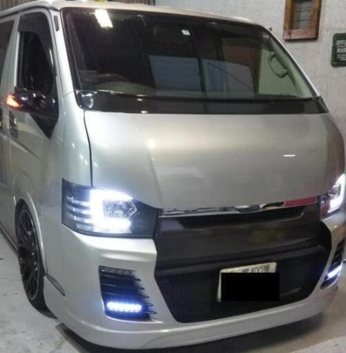 200系ハイエース 2､5ディーゼルターボ カスタム車 (DCDC