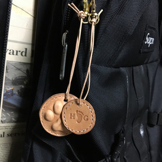 31、犬と猫の肉球　レザーチャームを作ろう‼️の画像