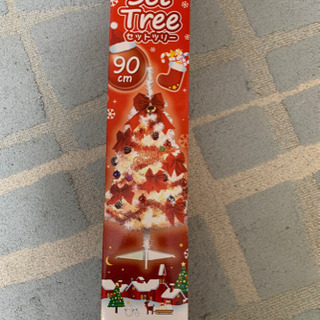 白のクリスマスツリー