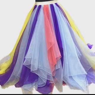 ウェディングドレス オーバースカートの画像