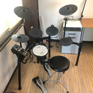 ローランド TD-11 電子ドラムセット　椅子付き