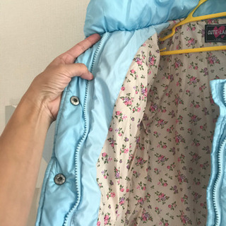 【取引成立】キッズ110サイズ　軽いダウン