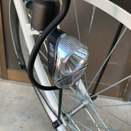 美品！真っ白い自転車  カゴ付き  ほぼ未使用  26インチ