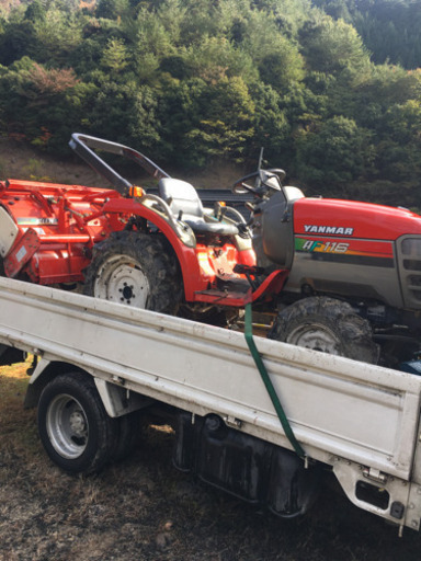 新中古トラクター